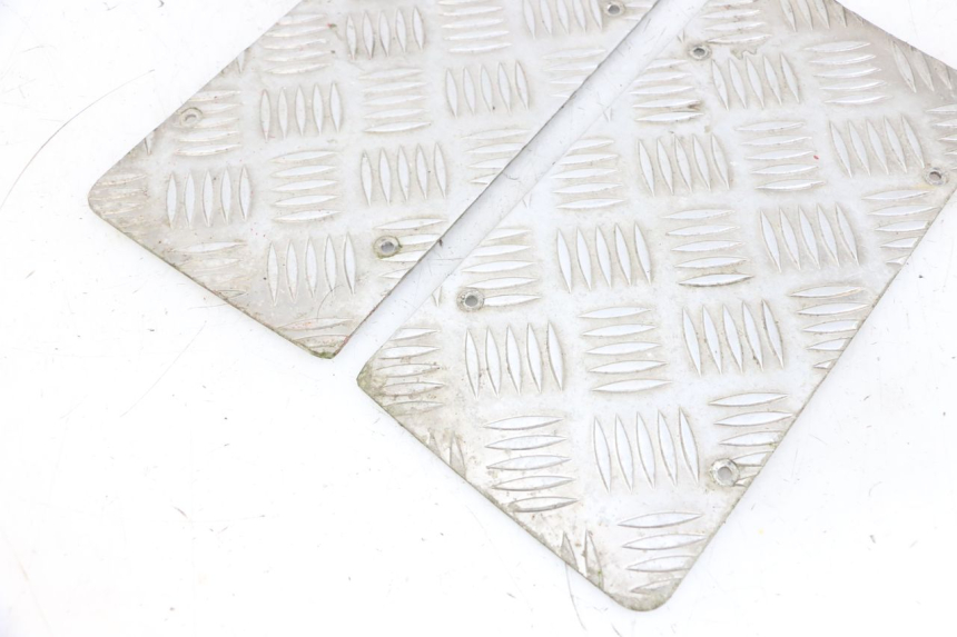 photo de VOETSTEPPENMATTEN LIGIER PULSE 3 1 (2014 - 2020) - Bevestigingspunten