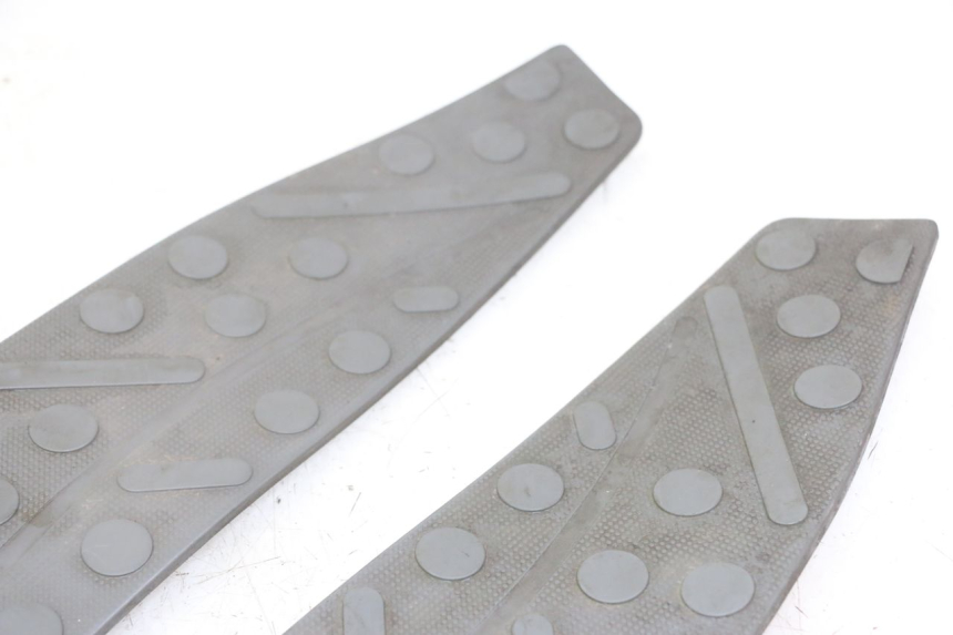 photo de VOETSTEPPENMATTEN APRILIA RALLY AC 50 (1995 - 2004) - Overzicht