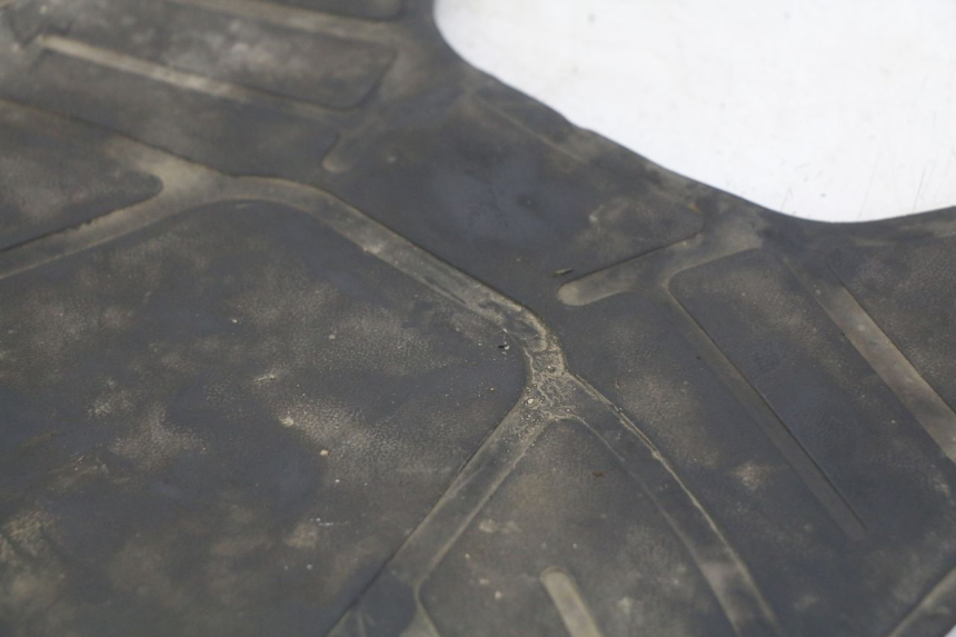 photo de VOETSTEPPENMAT TNT MOTOR ROMA 10' 2T 50 (2011 - 2018) - Zoom op gebruiksstaat