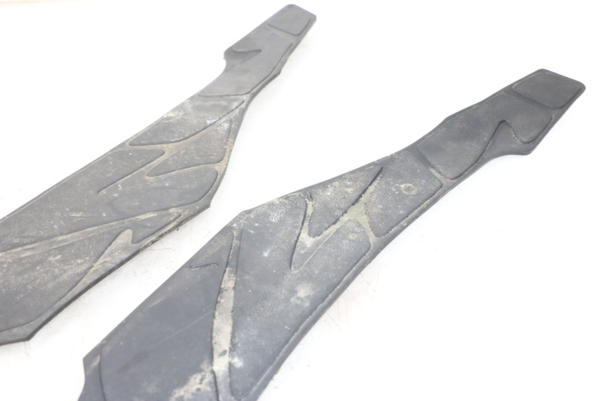 photo de VOETSTEUNMATTEN DAELIM S3 125 (2010 - 2017) - Zoom op gebruiksstaat