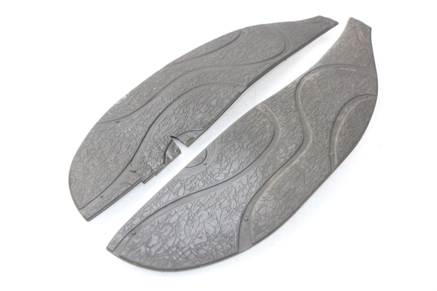 photo de VOETSTEUNMATTEN APRILIA SCARABEO GT 125 (1999 - 2007) - Technische close-up