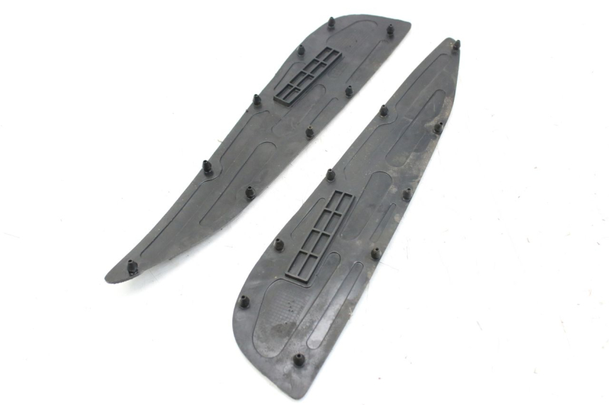 photo de VOETSTEUNMATTEN MBK SKYCRUISER 125 (2010 - 2013) - Detail van het onderdeel