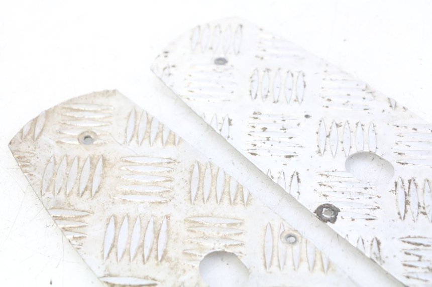 photo de VOETSTEUNMATTEN PEUGEOT SPEEDFIGHT 3 AIR 50 (2009 - 2015) - Technische close-up