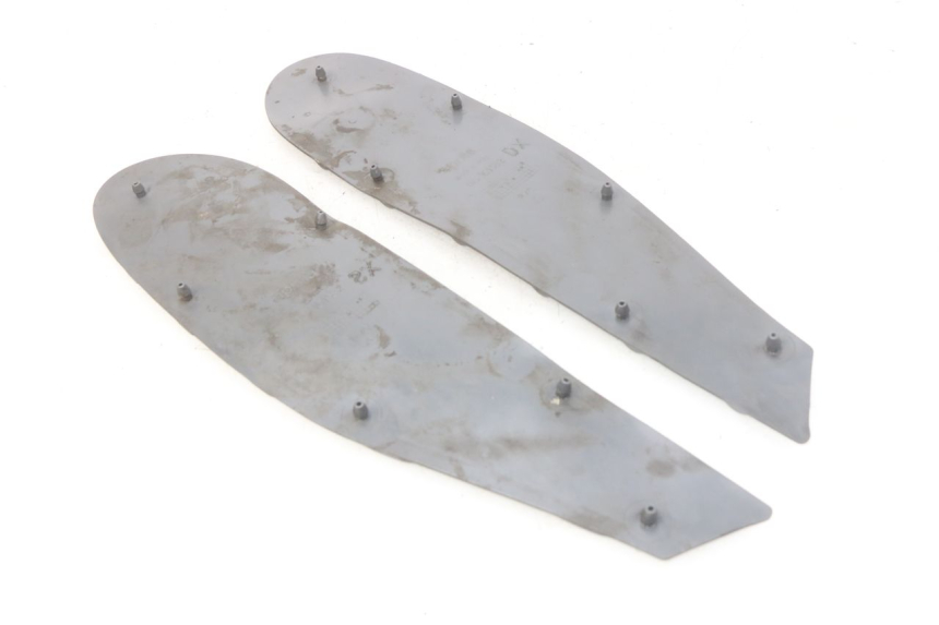 photo de VOETSTEUNMATTEN APRILIA SR LC 50 (1997 - 2004) - Detail van het onderdeel