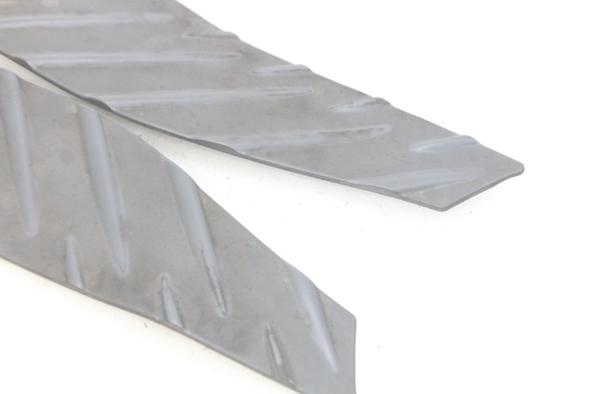 photo de VOETSTEUNMATTEN APRILIA SR LC 50 (1997 - 2004) - Zoom op gebruiksstaat