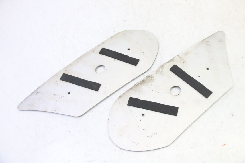 photo de VOETSTEUNMATTEN PEUGEOT STREETZONE I 2T 50 (2018 - 2020) - Technische close-up