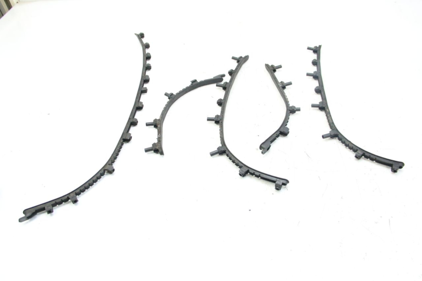 photo de VOETSTEUNMATTEN PIAGGIO VESPA GRANTURISMO 125 (2003 - 2007) - Detail van het onderdeel