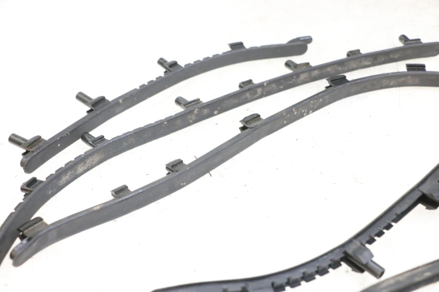 photo de VOETSTEPPENMAT PIAGGIO VESPA LX 125 (2005 - 2010) - Zoom op gebruiksstaat