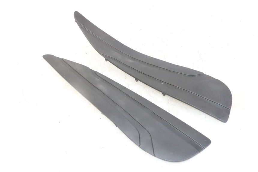 photo de VOETSTEUNMATTEN YAMAHA X-MAX XMAX 125 (2010 - 2013) - Hoofdaanzicht