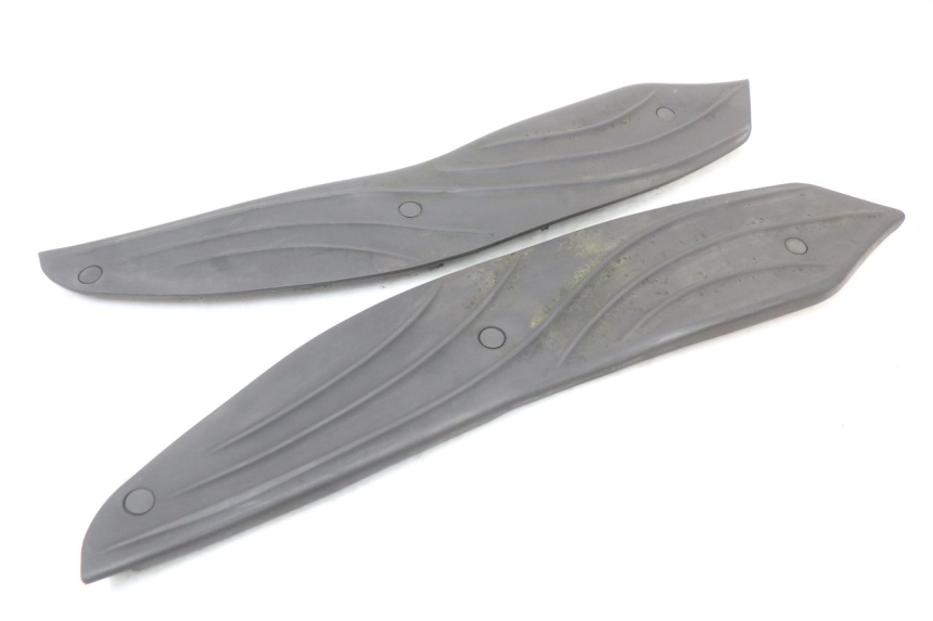 photo de VOETSTEPPENMAT PIAGGIO X10 125 (2012 - 2017) - Hoofdaanzicht