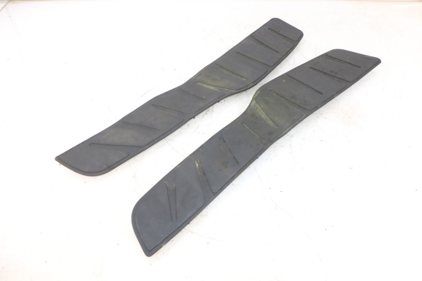 photo de VOETSTEPPENMAT PIAGGIO X8 125 (2004 - 2007) - Hoofdaanzicht