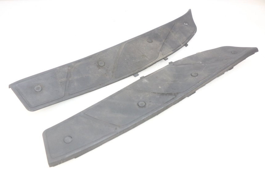 photo de VOETSTEPPENMATTEN PIAGGIO X9 EVOLUTION 250 (2003 - 2007) - Hoofdaanzicht