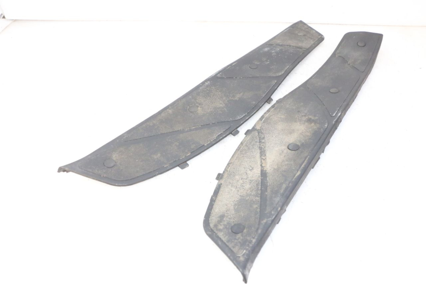 photo de VOETSTEPPENMATTEN PIAGGIO X9 EVOLUTION 125 (2003 - 2007) - Detail van het onderdeel