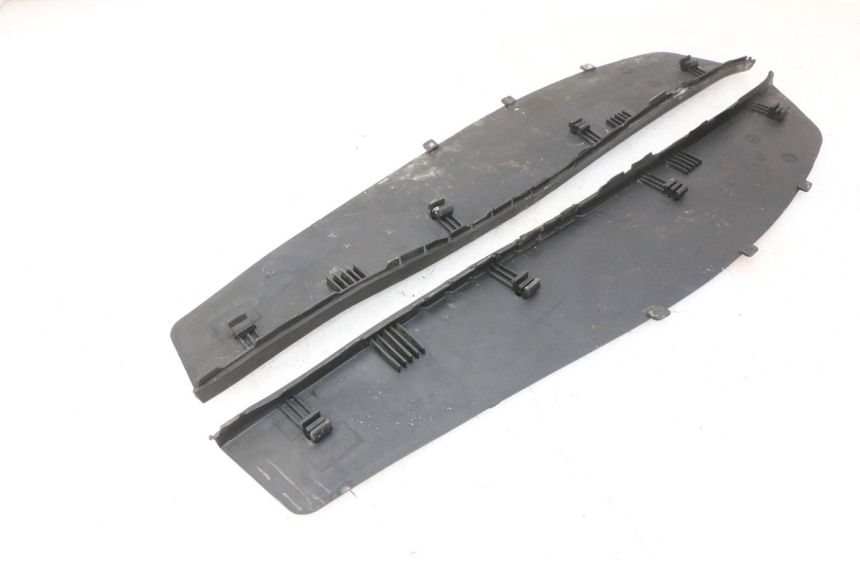 photo de VOETSTEPPENMATTEN PIAGGIO X9 EVOLUTION 125 (2003 - 2007) - Andere kijkhoek