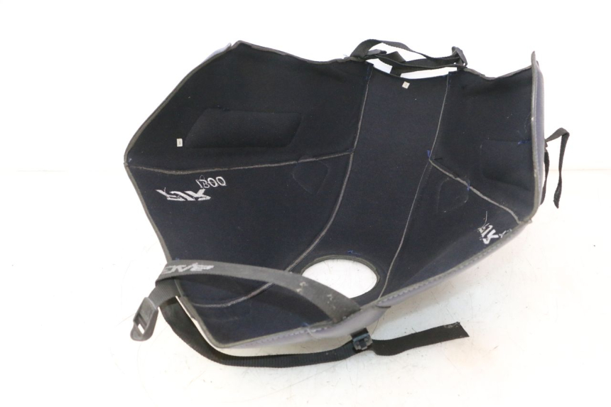 photo de TANKPAD YAMAHA FJR 1300 (2001 - 2005) - Detail van het onderdeel
