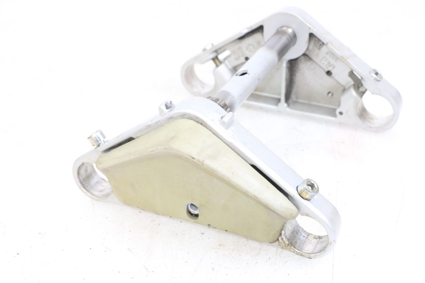 photo de VORKSTEUNING APRILIA CLASSIC 125 (1995 - 2001) - Bevestigingspunten