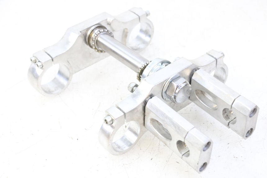 photo de VORKSTEUNING LONCIN DIRT BIKE 125 - Hoofdaanzicht