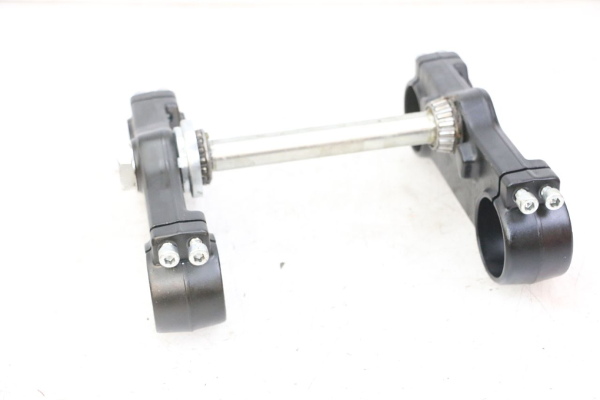photo de VORKSTEUNING SMALL MX THUNDER 250 - Overzicht