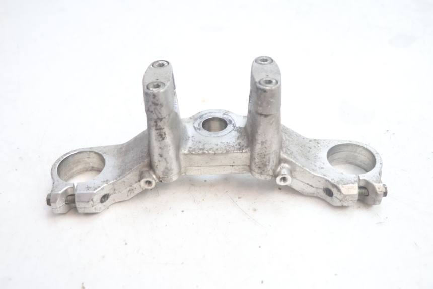 photo de Bovenste vorkkroon SUZUKI BURGMAN EXECUTIVE ABS 650 (2006 - 2012) - Bevestigingspunten