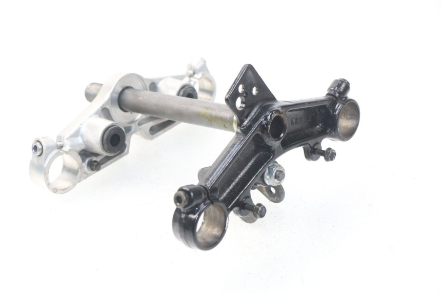 photo de Bovenste vorkkroon HONDA CA REBEL 125 (1995 - 2001) - Bevestigingspunten