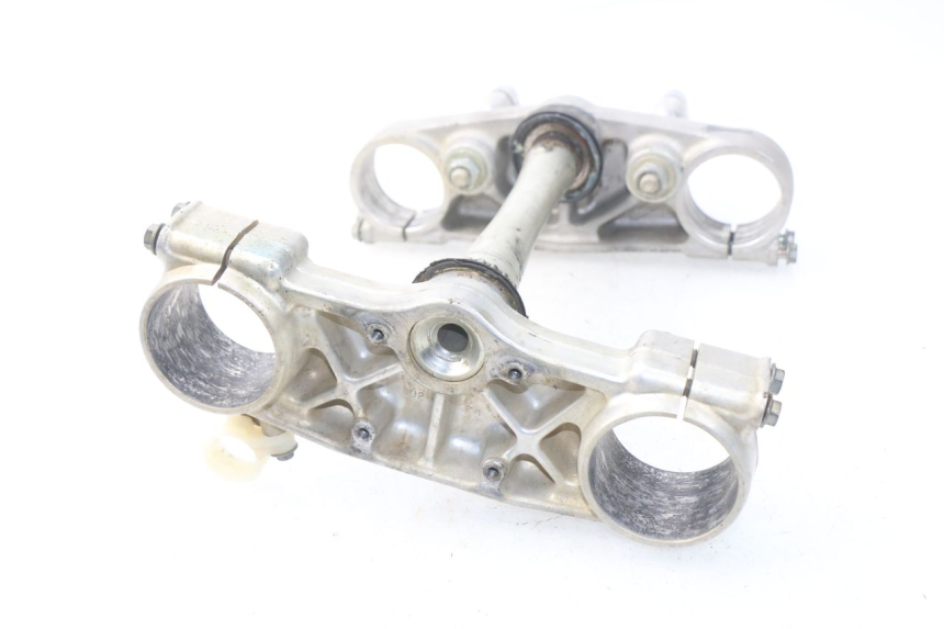 photo de Bovenste vorkkroon HONDA CRF CR-F 450 (2005 - 2008) - Bevestigingspunten