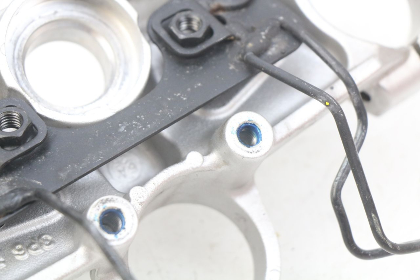 photo de Bovenste vorkkroon YAMAHA FJR ABS 1300 (2016 - 2020) - Technische close-up
