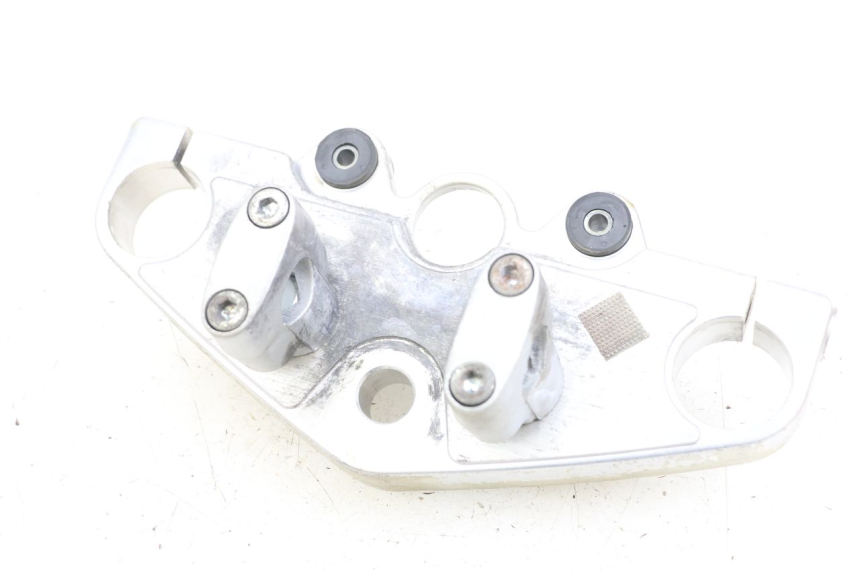 photo de Bovenste vorkkroon SUZUKI GZ MARAUDER 125 (1998 - 2004) - Hoofdaanzicht