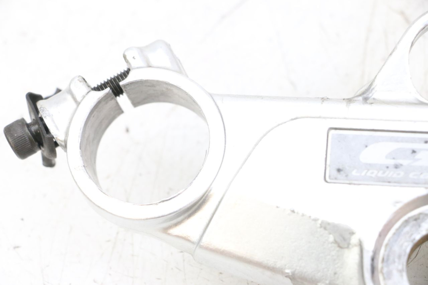 photo de Bovenste vorkbrug HONDA CBR F 1000 (1993 - 1996) - Staat van het oppervlak