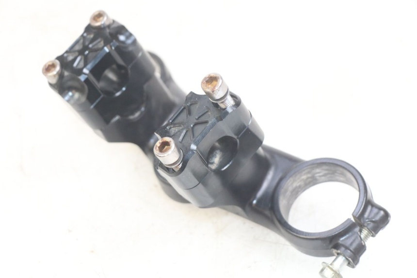 photo de Bovenste vorkkroon KAWASAKI KX 85 (2001 - 2013) - Bevestigingspunten