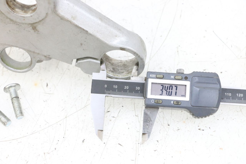 photo de Bovenste vorkkroon HONDA NSR R 125 (1994 - 2003) - Zoom op gebruiksstaat