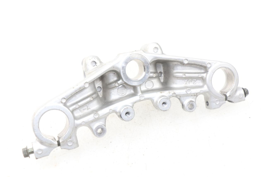 photo de Bovenste vorkkroon YAMAHA TW 125 (1998 - 2002) - Zoom op gebruiksstaat