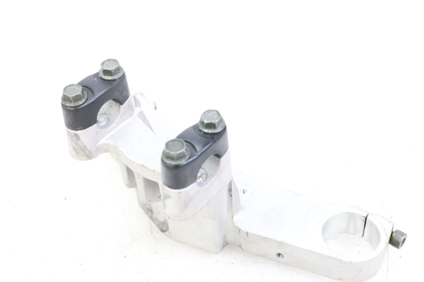 photo de Bovenste vorkkroon KYMCO XCITING 250 (2006 - 2009) - Detail van het onderdeel