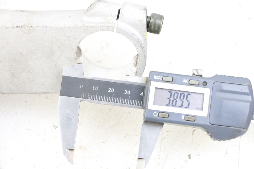 photo de Bovenste vorkkroon KYMCO XCITING 250 (2006 - 2009) - Andere kijkhoek