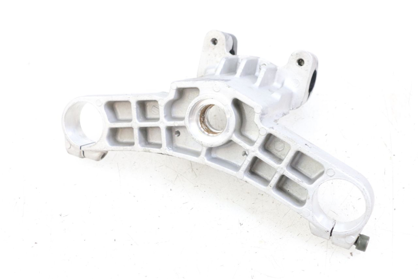 photo de Bovenste vorkkroon KYMCO XCITING 250 (2006 - 2009) - Bevestigingspunten