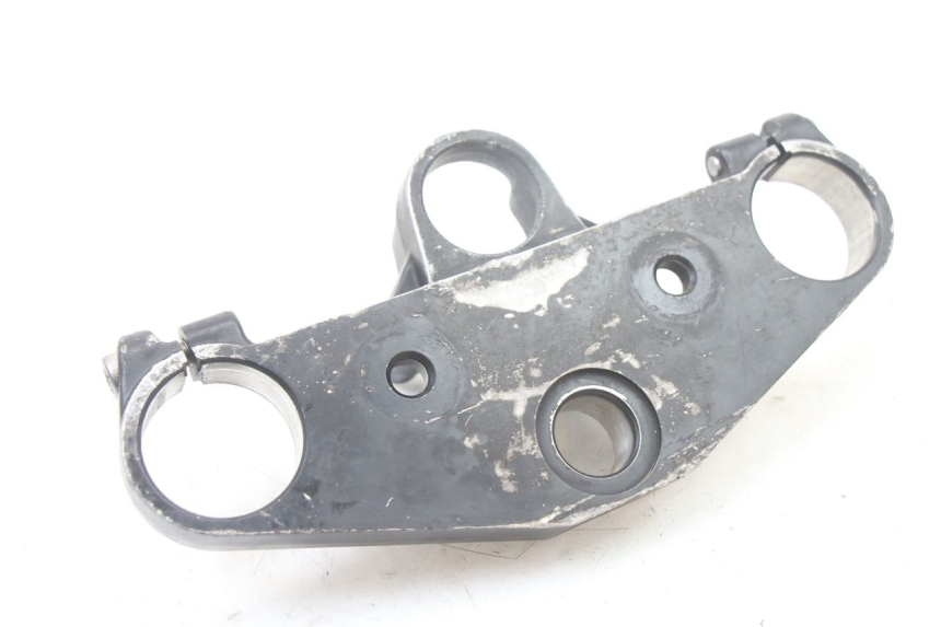 photo de Bovenste vorkkroon YAMAHA FZS FAZER 600 (2001 - 2003) - Detail van het onderdeel