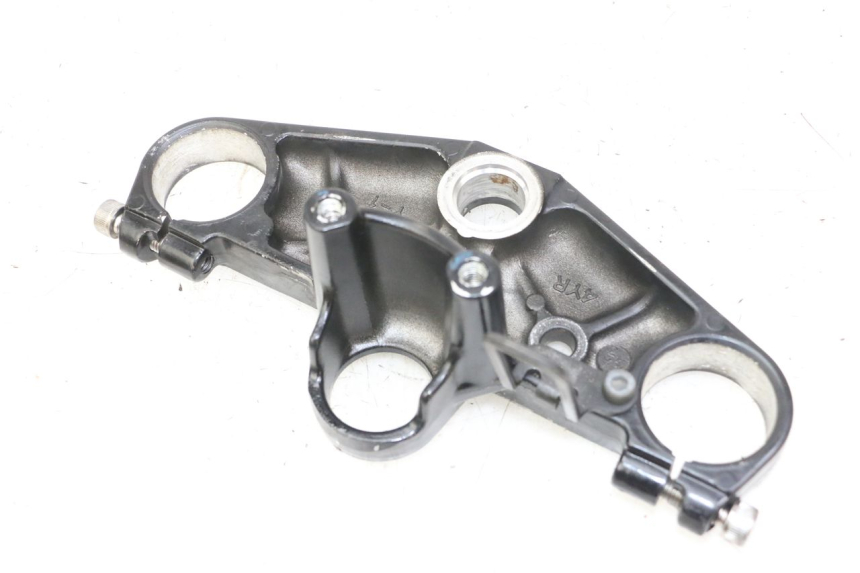 photo de Bovenste vorkkroon YAMAHA FZS FAZER 600 (2001 - 2003) - Zoom op gebruiksstaat