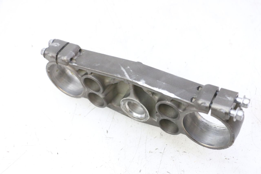 photo de Bovenste vorkkroon YAMAHA YZ-F YZF 250 (2014 - 2018) - Zoom op gebruiksstaat