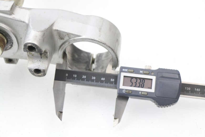 photo de Bovenste vorkbrug YAMAHA YZ 125 (1998 - 2005) - Zoom op gebruiksstaat