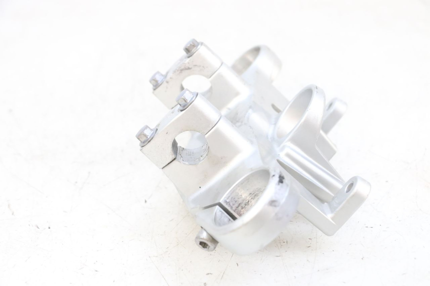 photo de Bovenste vorkkroon KAWASAKI ZR 7 750 (1999 - 2004) - Gecontroleerd onderdeel