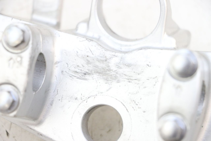 photo de Bovenste vorkkroon KAWASAKI ZR 7 750 (1999 - 2004) - Markeringen en referenties