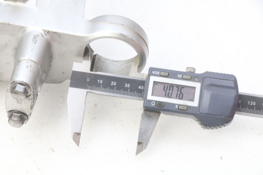 photo de VORKSTEUNING KAWASAKI ZR7 ZR-7 S 750 (1999 - 2004) - Zoom op gebruiksstaat