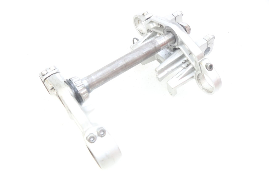 photo de VORKSTEUNING KAWASAKI ZR7 ZR-7 S 750 (1999 - 2004) - Bevestigingspunten