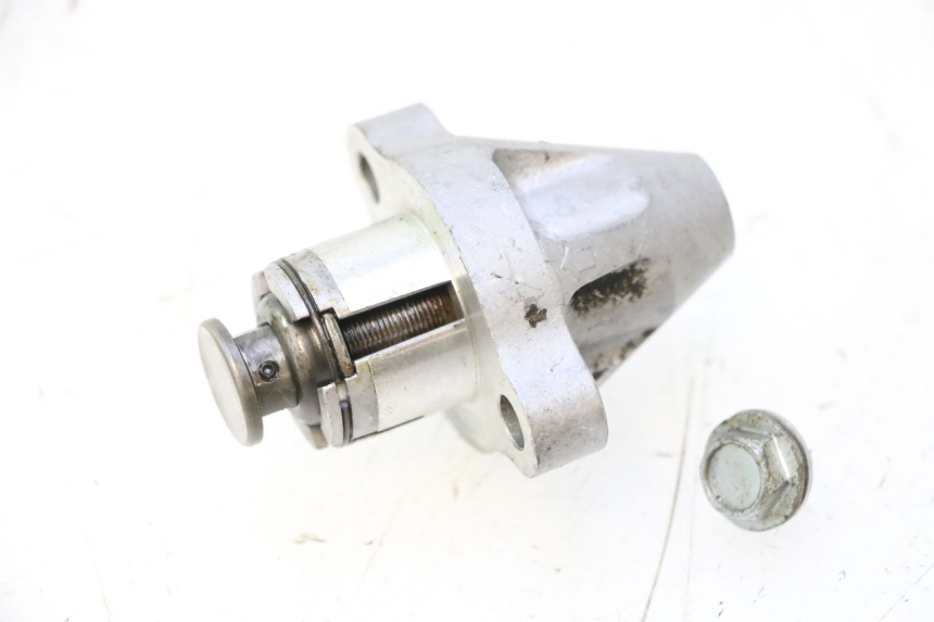 photo de DISTRIBUTIEKETTINGSPANNER YAMAHA FJR 1300 (2001 - 2005) - Detail van het onderdeel