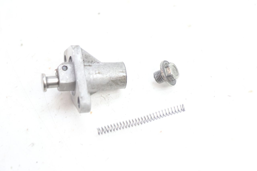 photo de SPANNER DISTRIBUTIEKETTING PEUGEOT KISBEE 4T 50 (2010 - 2017) - Andere kijkhoek