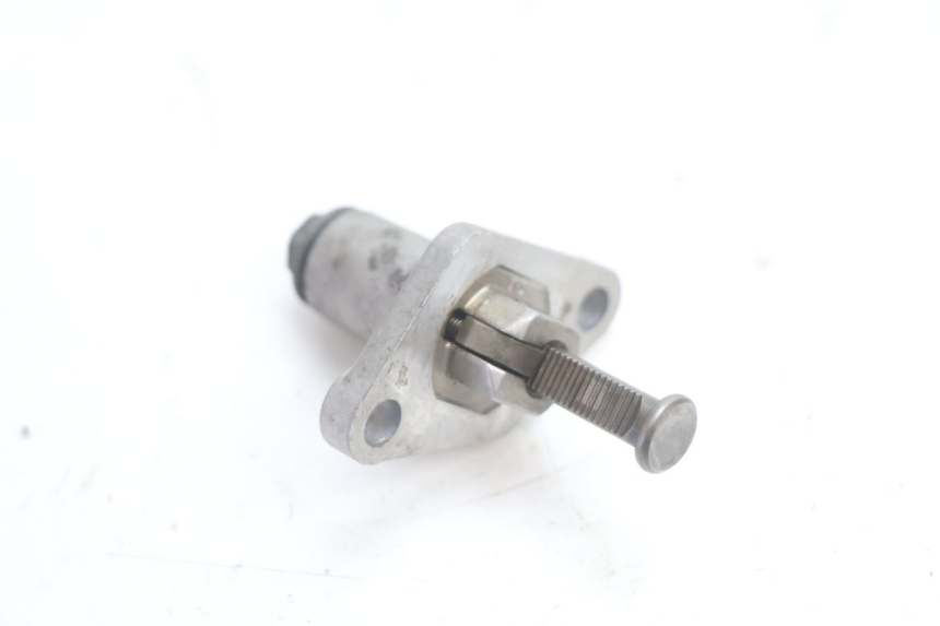 photo de DISTRIBUTIEKETTINGSPANNER SYM MIO 50 (2005 - 2010) - Zoom op gebruiksstaat