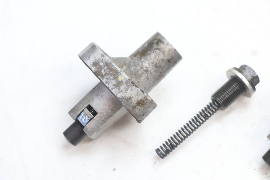 photo de DISTRIBUTIEKETTINGSPANNER SUZUKI SV S 650 (2003 - 2009) - Zoom op gebruiksstaat