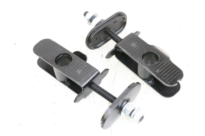 photo de KETTINGSPANNER ROYAL ENFIELD CONTINENTAL GT 650 (2019 - 2024) - Detail van het onderdeel