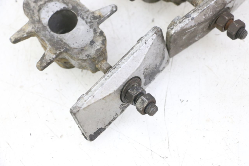 photo de KETTINGSPANNER YAMAHA FZS FAZER 600 (2001 - 2003) - Detail van het onderdeel