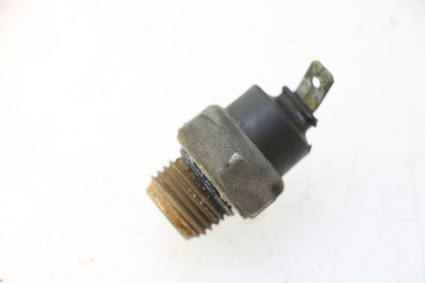 photo de THERMISCHAKELAAR HONDA FES PANTHEON 2T 125 (1998 - 2002) - Hoofdaanzicht