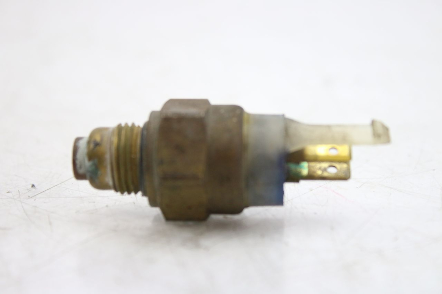 photo de THERMOCONTACT YAMAHA FZS FAZER 600 (1998 - 2001) - Detail van het onderdeel